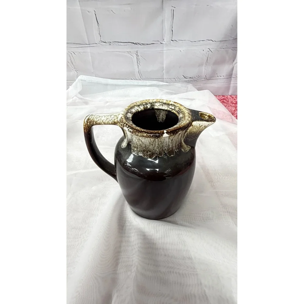 Unbranded vintage ceramic